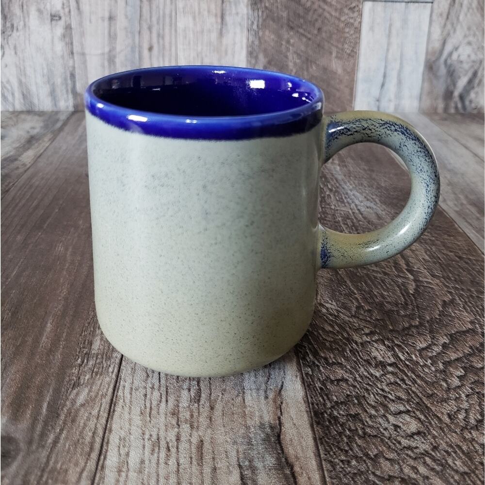 New Young Living Mug Stoneware Coffee Handmaid Gift Present Christmas Tea Cup - Picture 4 of 6